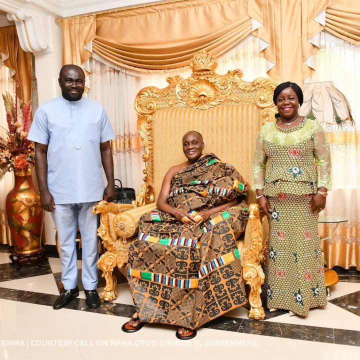 Perpetual-Ofori-Ampofo-Presented-with-prestigious-Book-of-Nana-Otuo-Sirboe-II(3)